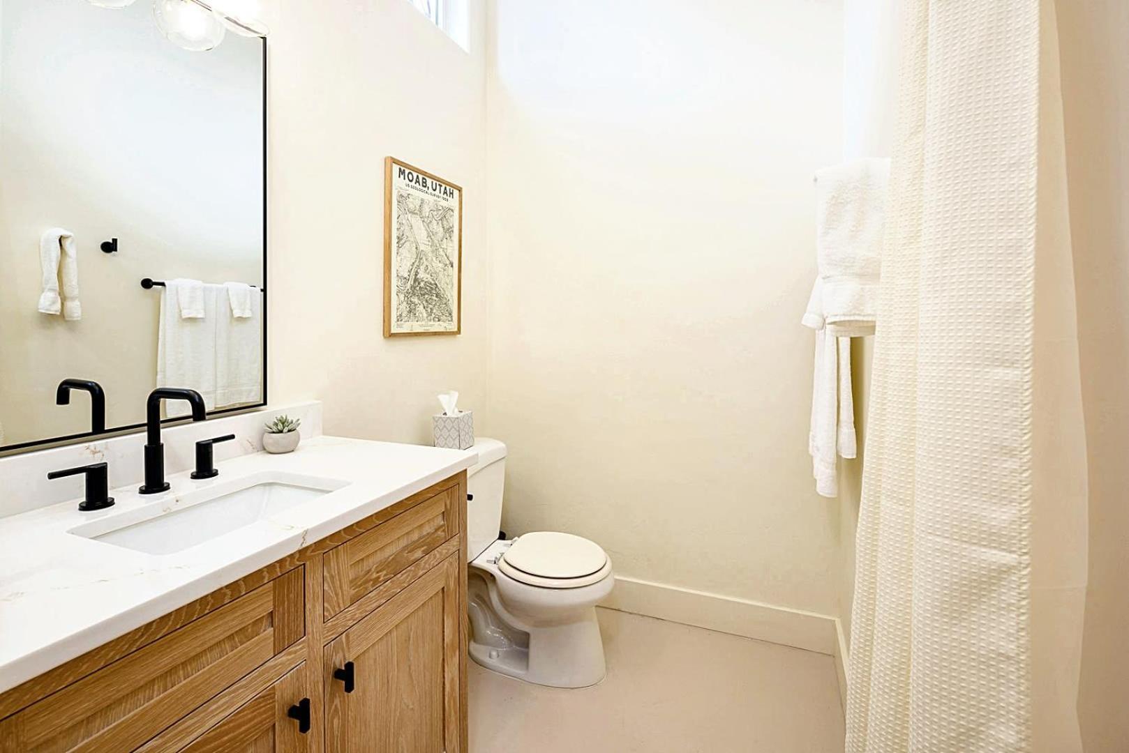Downtown Kokopelli West 6 - Newly Remodeled Stylish Studio Moab Buitenkant foto