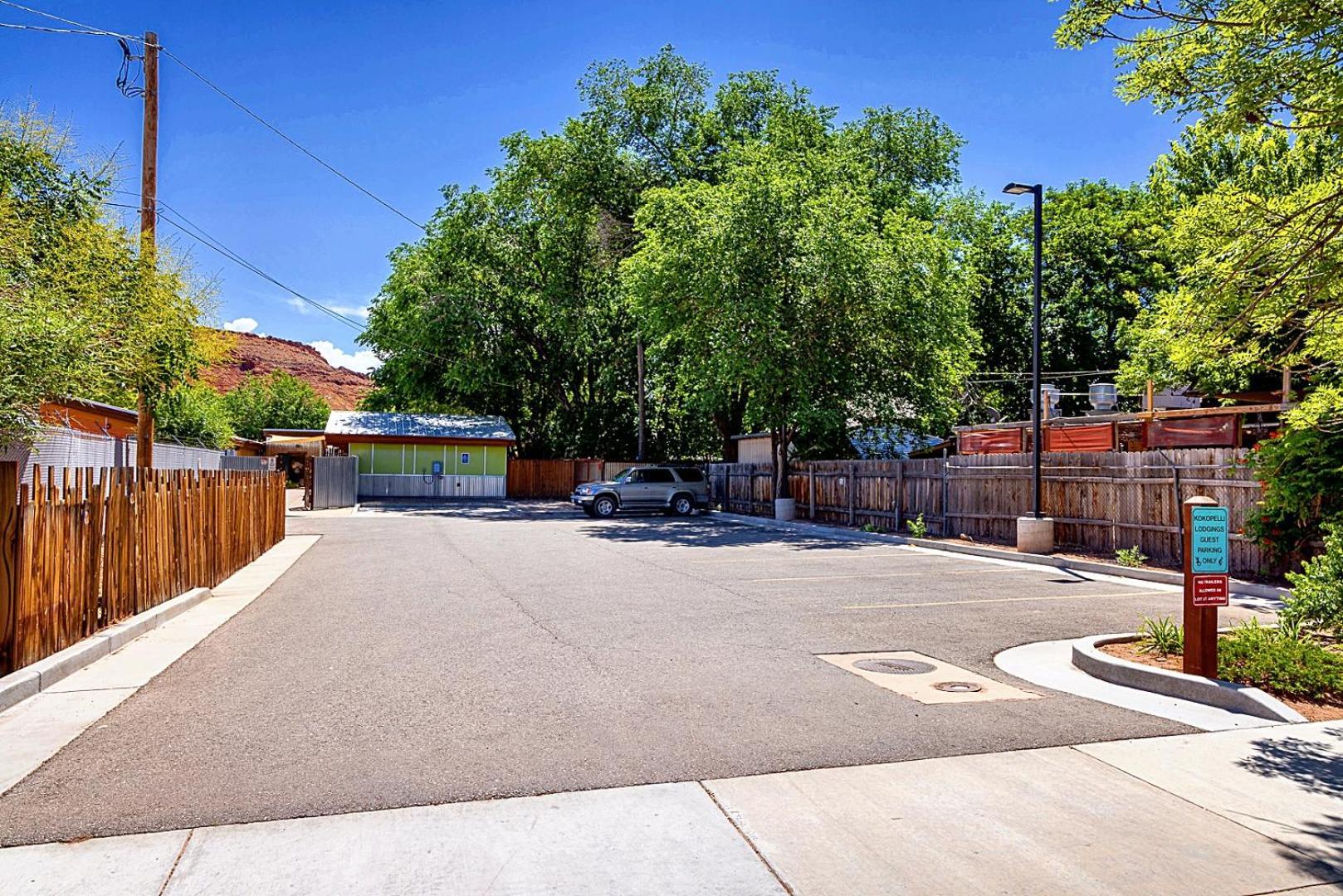 Downtown Kokopelli West 6 - Newly Remodeled Stylish Studio Moab Buitenkant foto