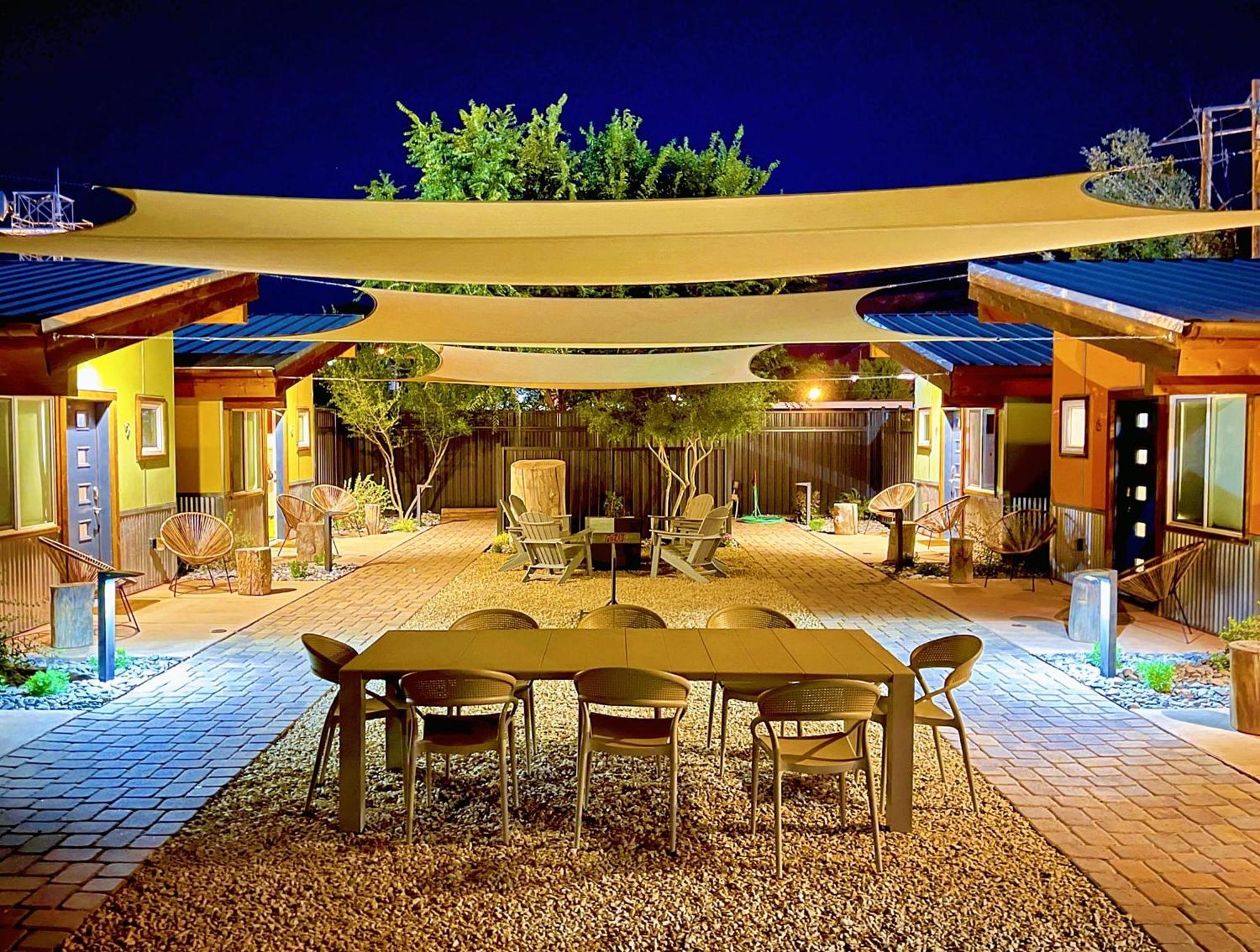 Downtown Kokopelli West 6 - Newly Remodeled Stylish Studio Moab Buitenkant foto
