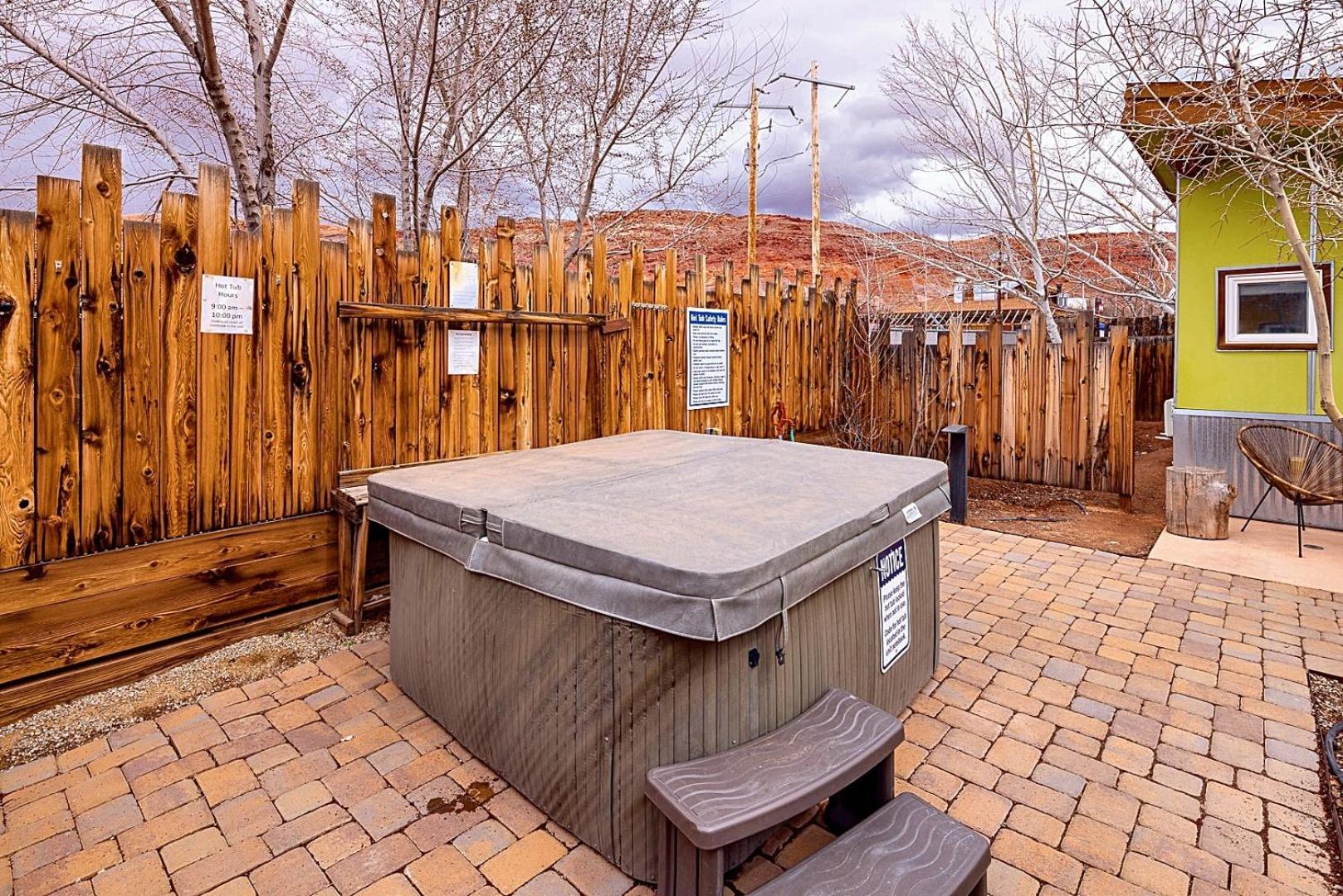 Downtown Kokopelli West 6 - Newly Remodeled Stylish Studio Moab Buitenkant foto